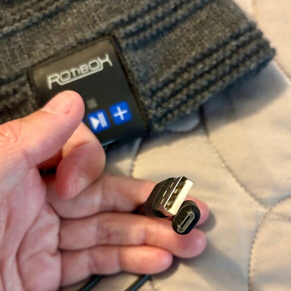 RotiBox Bluetooth Beanie Wireless Headphone Music Gray Knit Hat Unisex One Size - Picture 5 of 12